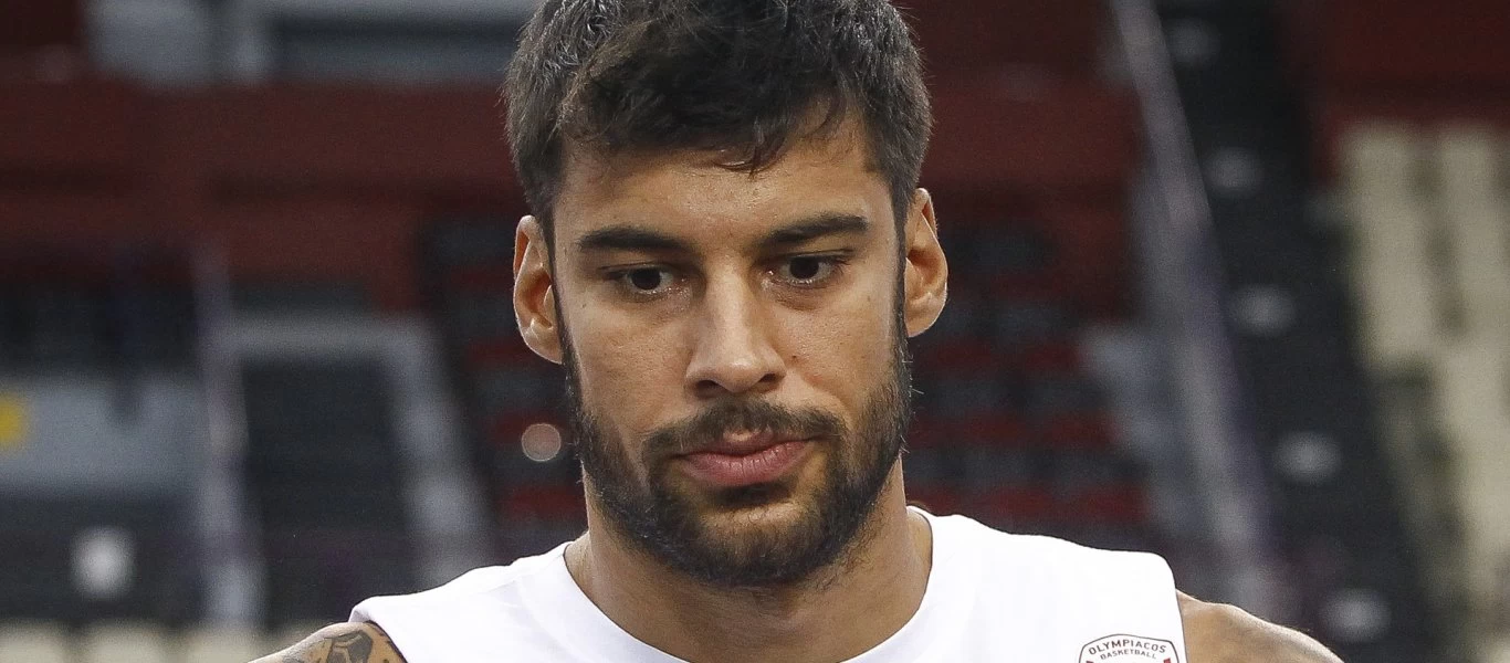 Ο Γιώργος Πρίντεζης εξομολογείται: «Το κενό της απώλειας δεν φεύγει ποτέ»